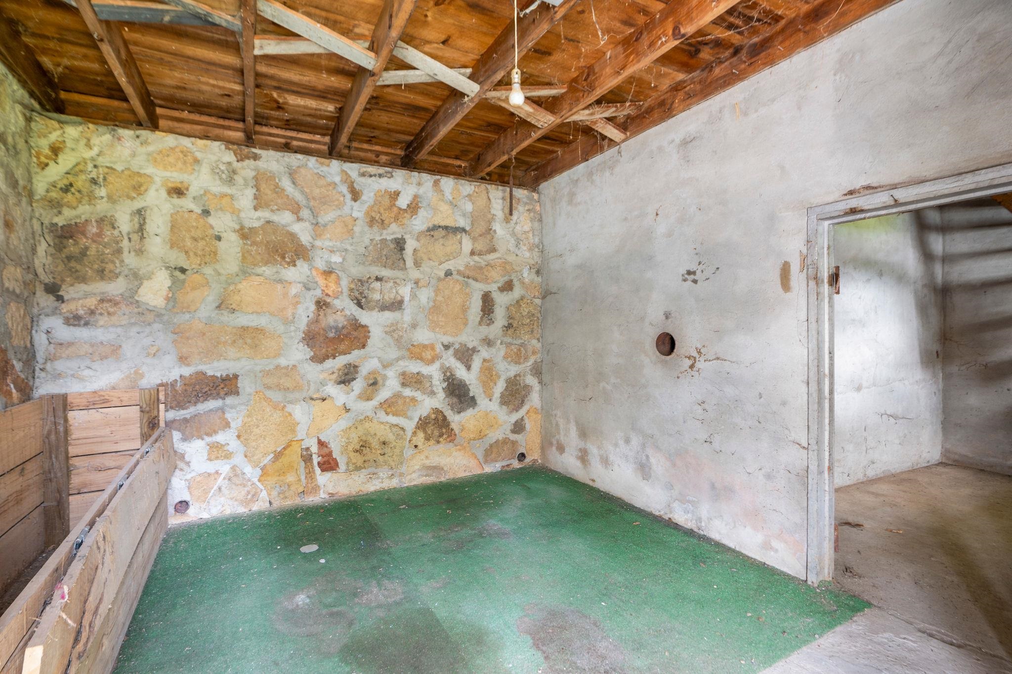 255 W RAILROAD AVE, CRAIGSVILLE, Virginia 24430, 3 Bedrooms Bedrooms, ,1 BathroomBathrooms,Residential,255 W RAILROAD AVE,664335 MLS # 664335