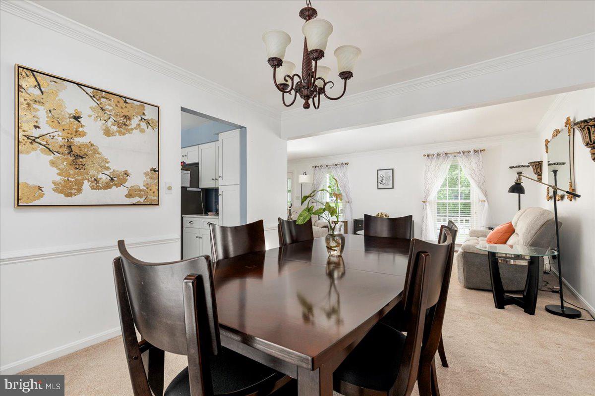 8571 RICHMOND AVE, MANASSAS, Virginia 20110, 4 Bedrooms Bedrooms, ,2 BathroomsBathrooms,Residential,For sale,8571 RICHMOND AVE,VAMN2008136 MLS # VAMN2008136