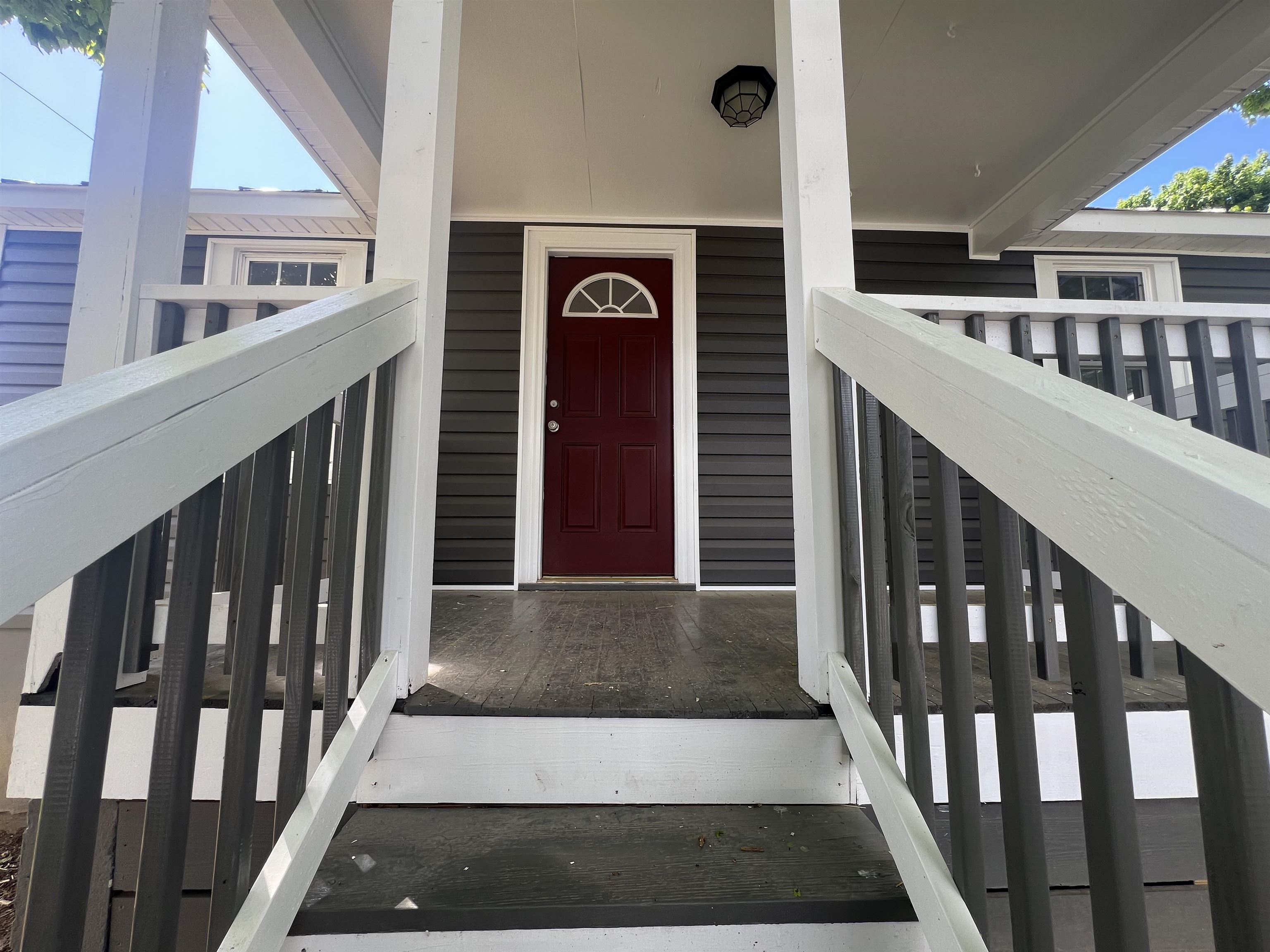 202 GRUBERT AVE, STAUNTON, Virginia 24401, 2 Bedrooms Bedrooms, ,1 BathroomBathrooms,Residential,202 GRUBERT AVE,664342 MLS # 664342