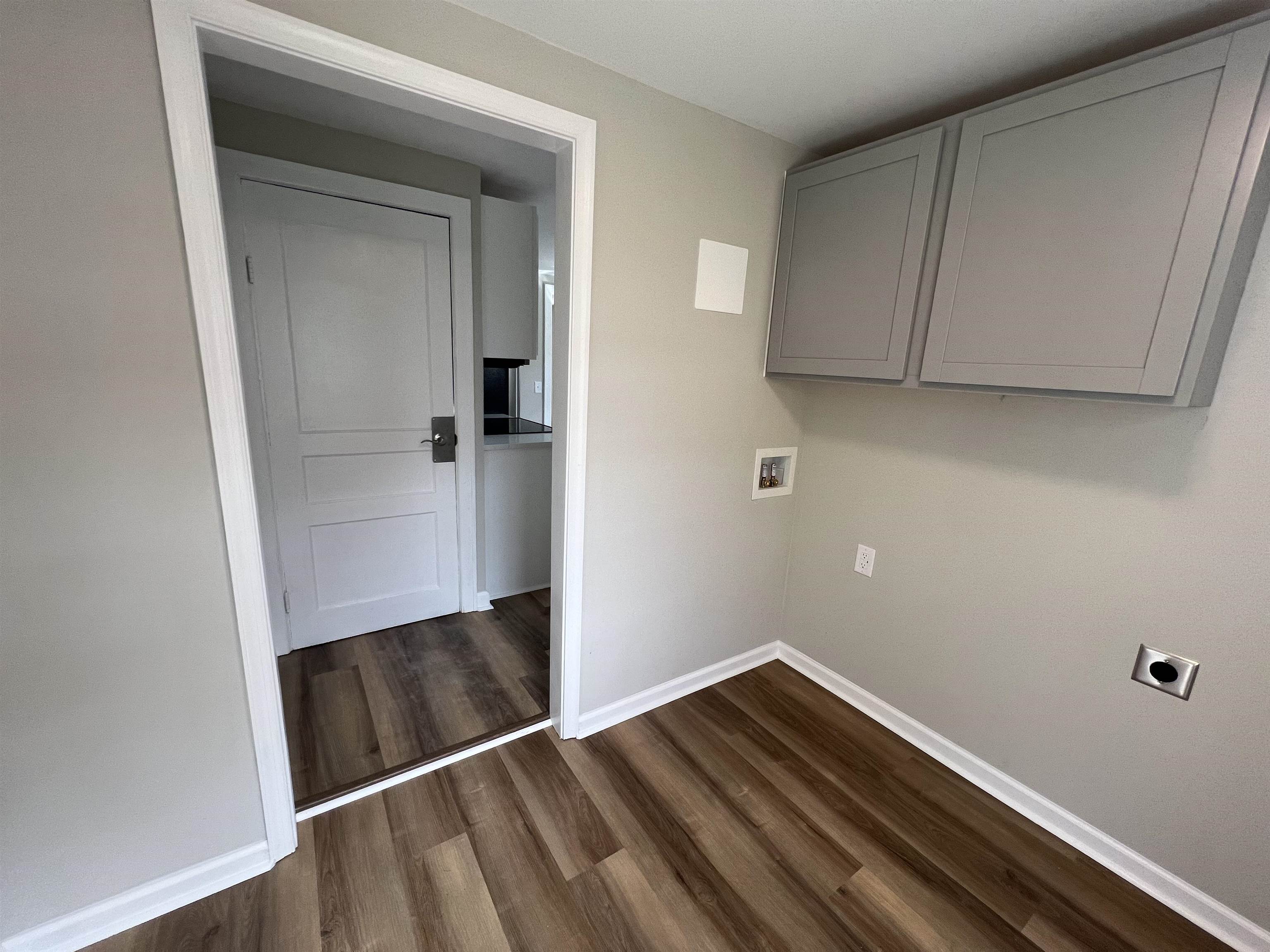 202 GRUBERT AVE, STAUNTON, Virginia 24401, 2 Bedrooms Bedrooms, ,1 BathroomBathrooms,Residential,202 GRUBERT AVE,664342 MLS # 664342