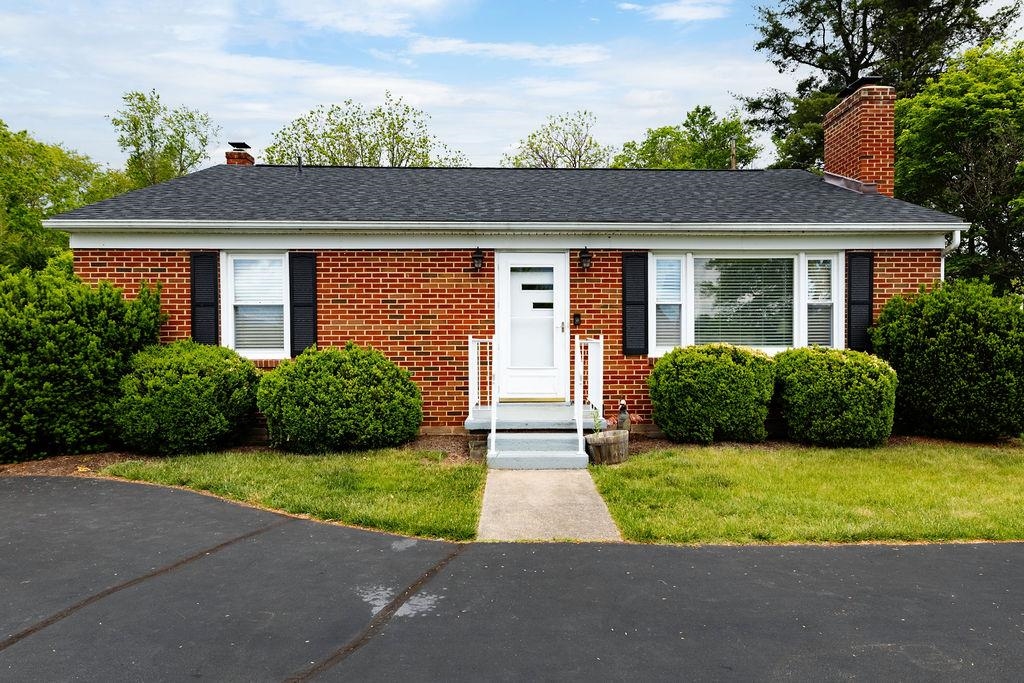 190 HOTCHKISS RD, CHURCHVILLE, Virginia 24421, 3 Bedrooms Bedrooms, ,2 BathroomsBathrooms,Residential,190 HOTCHKISS RD,664343 MLS # 664343