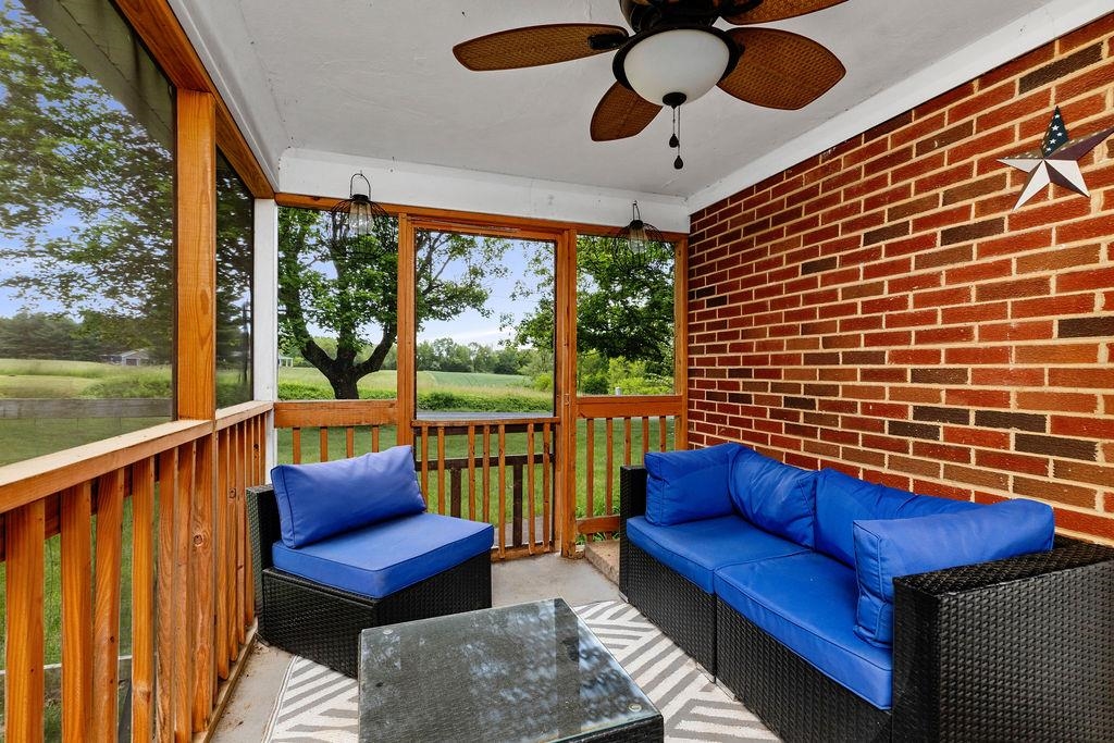 190 HOTCHKISS RD, CHURCHVILLE, Virginia 24421, 3 Bedrooms Bedrooms, ,2 BathroomsBathrooms,Residential,190 HOTCHKISS RD,664343 MLS # 664343