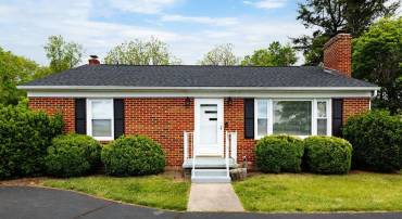 190 HOTCHKISS RD, CHURCHVILLE, Virginia 24421, 3 Bedrooms Bedrooms, ,2 BathroomsBathrooms,Residential,190 HOTCHKISS RD,664343 MLS # 664343