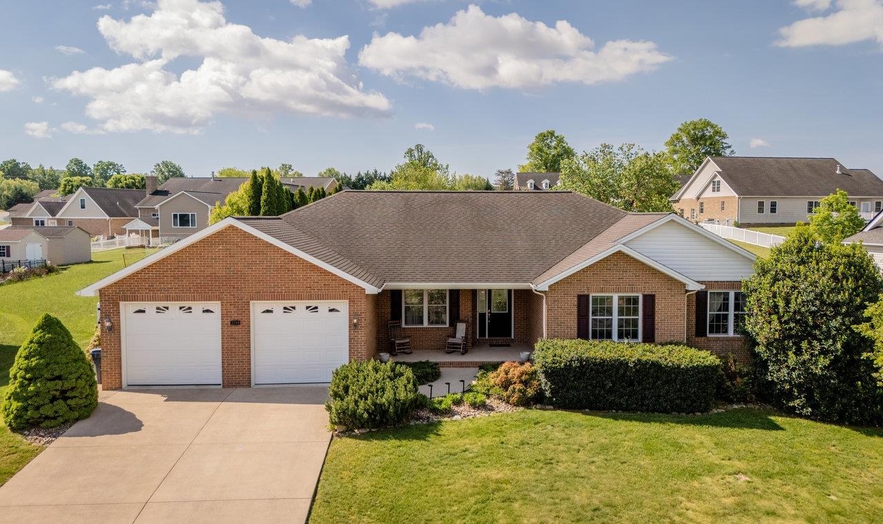 2799 GREENWAY CT, ROCKINGHAM, Virginia 22802, 4 Bedrooms Bedrooms, ,3 BathroomsBathrooms,Residential,2799 GREENWAY CT,664350 MLS # 664350
