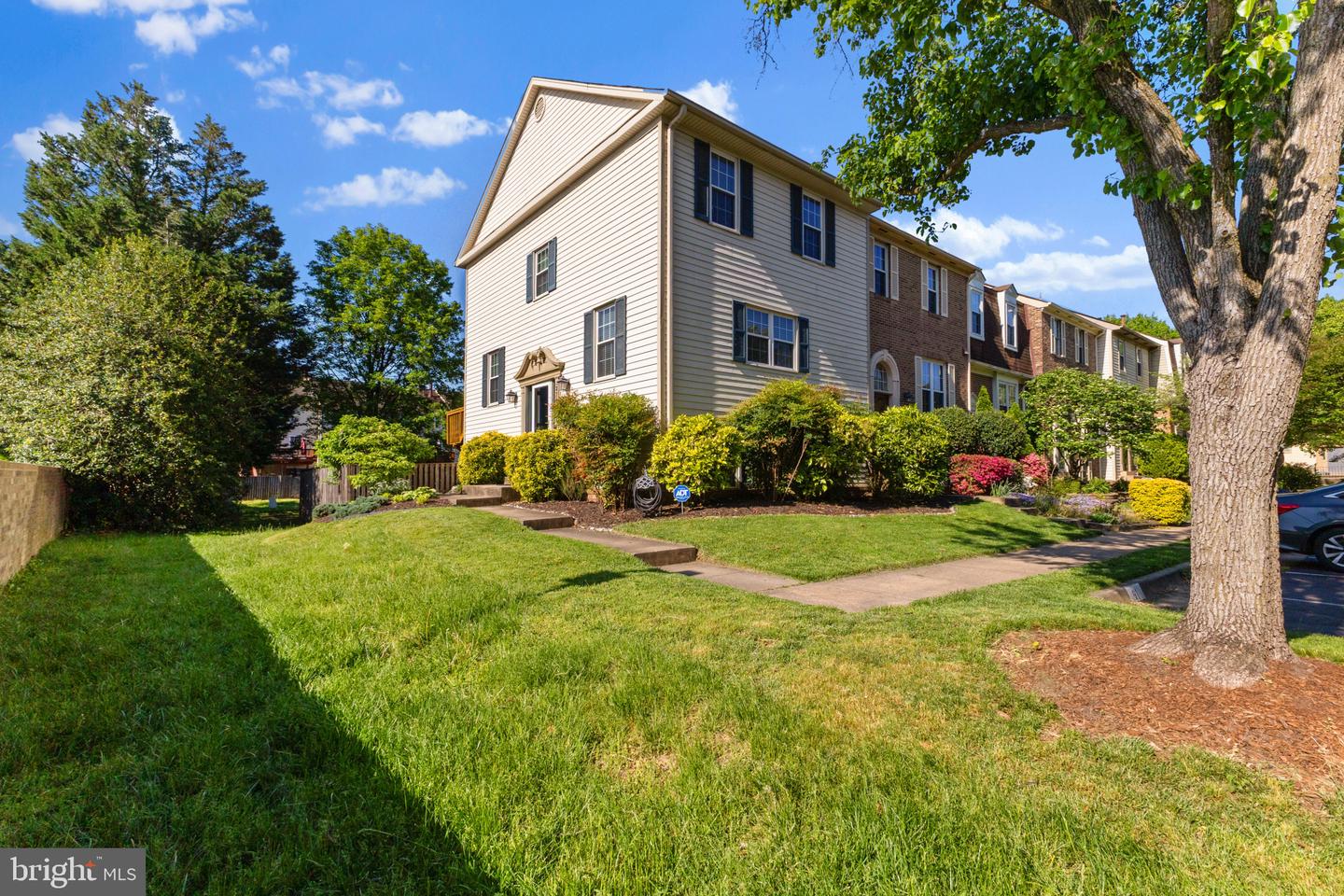2701 WOODWALK CT, ALEXANDRIA, Virginia 22306, 3 Bedrooms Bedrooms, ,3 BathroomsBathrooms,Residential,For sale,2701 WOODWALK CT,VAFX2235226 MLS # VAFX2235226
