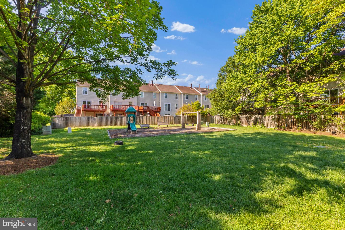 2701 WOODWALK CT, ALEXANDRIA, Virginia 22306, 3 Bedrooms Bedrooms, ,3 BathroomsBathrooms,Residential,For sale,2701 WOODWALK CT,VAFX2235226 MLS # VAFX2235226