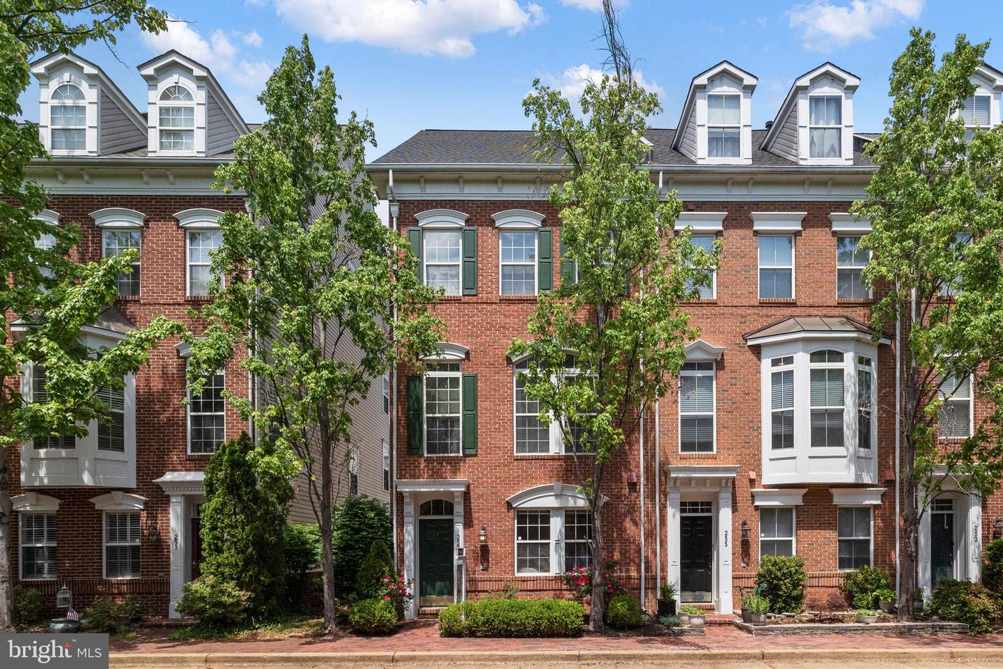 257 MEDLOCK LN, ALEXANDRIA, Virginia 22304, 4 Bedrooms Bedrooms, ,3 BathroomsBathrooms,Residential,For sale,257 MEDLOCK LN,VAAX2044326 MLS # VAAX2044326