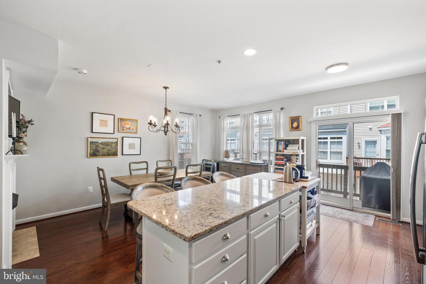 257 MEDLOCK LN, ALEXANDRIA, Virginia 22304, 4 Bedrooms Bedrooms, ,3 BathroomsBathrooms,Residential,For sale,257 MEDLOCK LN,VAAX2044326 MLS # VAAX2044326