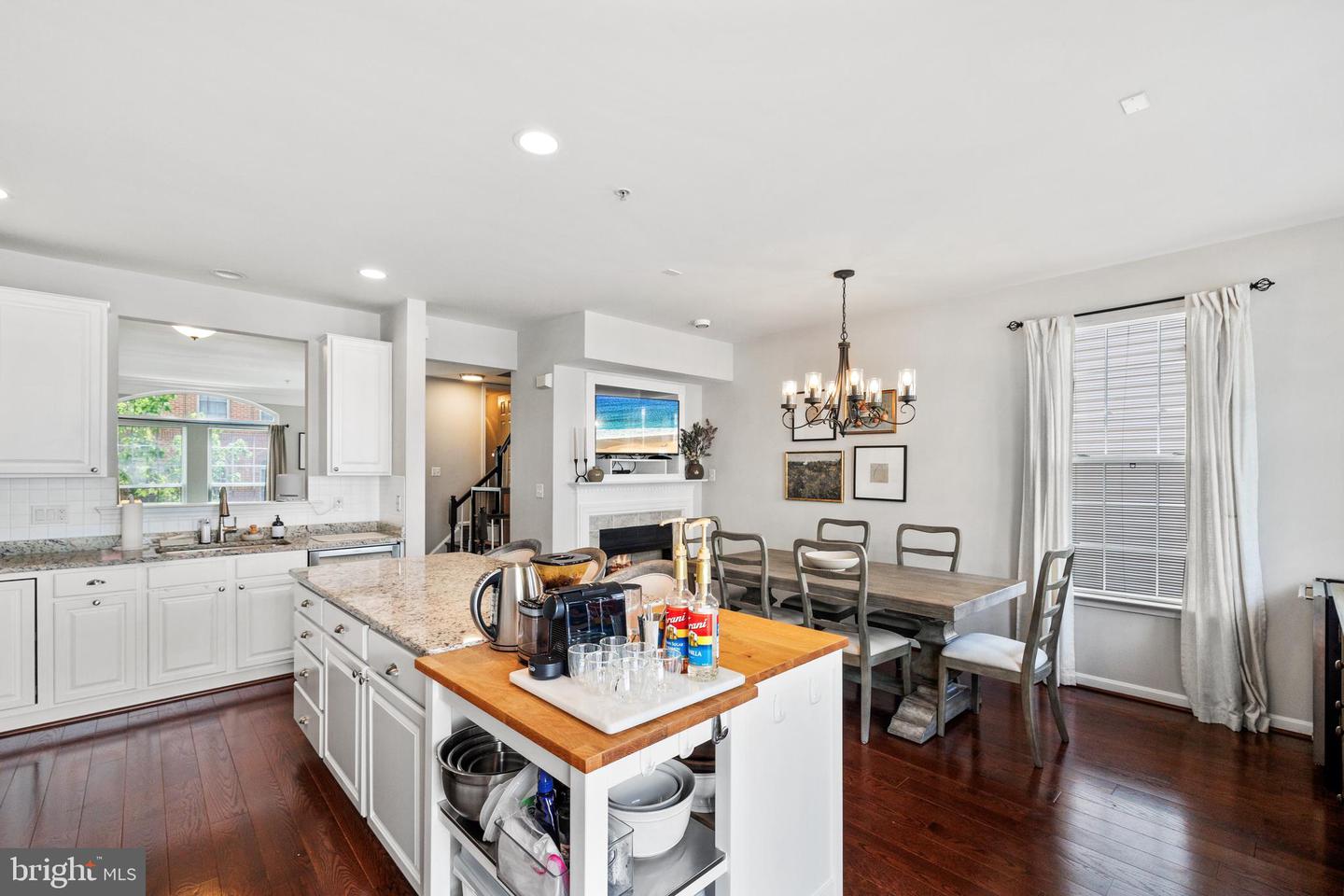 257 MEDLOCK LN, ALEXANDRIA, Virginia 22304, 4 Bedrooms Bedrooms, ,3 BathroomsBathrooms,Residential,For sale,257 MEDLOCK LN,VAAX2044326 MLS # VAAX2044326