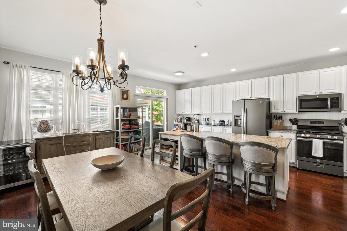 257 MEDLOCK LN, ALEXANDRIA, Virginia 22304, 4 Bedrooms Bedrooms, ,3 BathroomsBathrooms,Residential,For sale,257 MEDLOCK LN,VAAX2044326 MLS # VAAX2044326