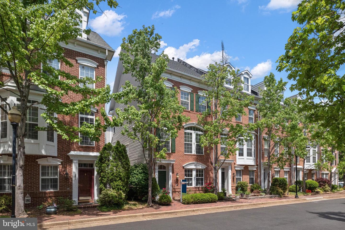 257 MEDLOCK LN, ALEXANDRIA, Virginia 22304, 4 Bedrooms Bedrooms, ,3 BathroomsBathrooms,Residential,For sale,257 MEDLOCK LN,VAAX2044326 MLS # VAAX2044326