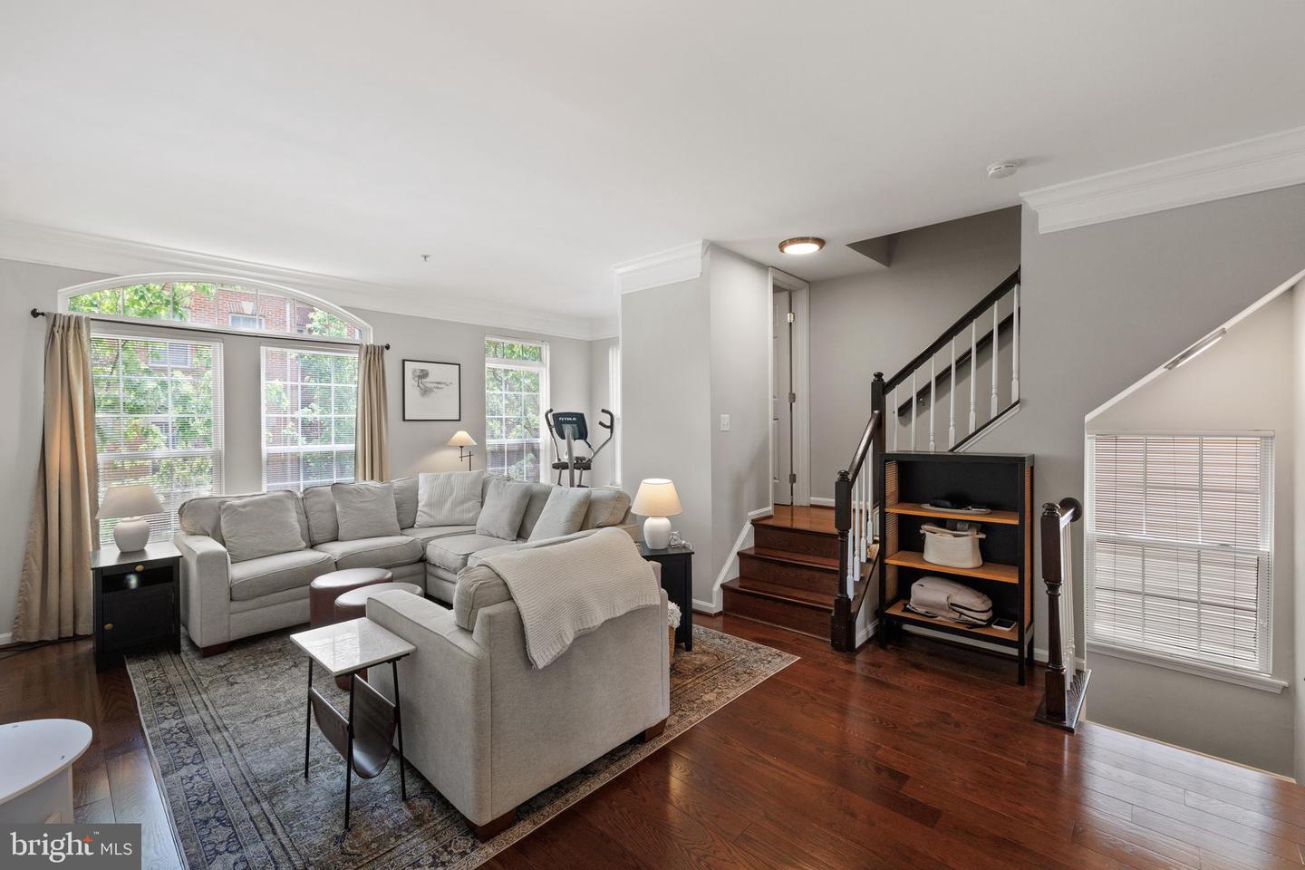 257 MEDLOCK LN, ALEXANDRIA, Virginia 22304, 4 Bedrooms Bedrooms, ,3 BathroomsBathrooms,Residential,For sale,257 MEDLOCK LN,VAAX2044326 MLS # VAAX2044326