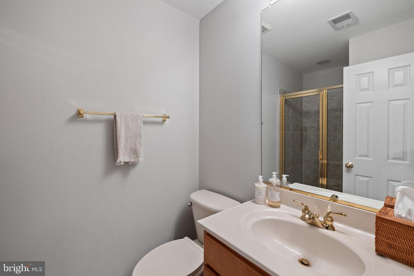 257 MEDLOCK LN, ALEXANDRIA, Virginia 22304, 4 Bedrooms Bedrooms, ,3 BathroomsBathrooms,Residential,For sale,257 MEDLOCK LN,VAAX2044326 MLS # VAAX2044326