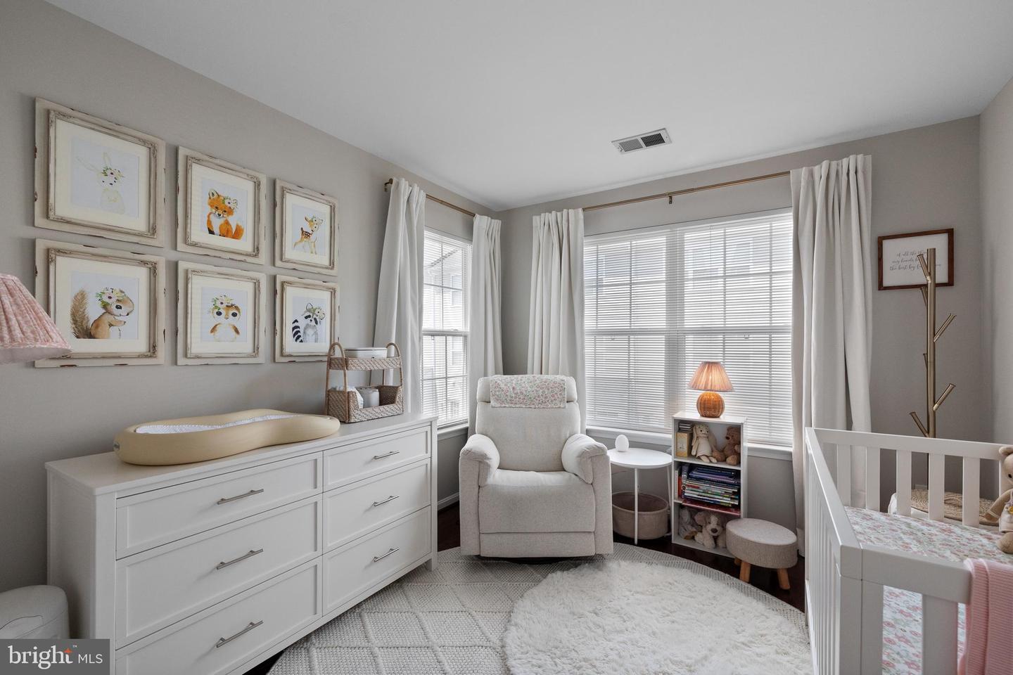 257 MEDLOCK LN, ALEXANDRIA, Virginia 22304, 4 Bedrooms Bedrooms, ,3 BathroomsBathrooms,Residential,For sale,257 MEDLOCK LN,VAAX2044326 MLS # VAAX2044326