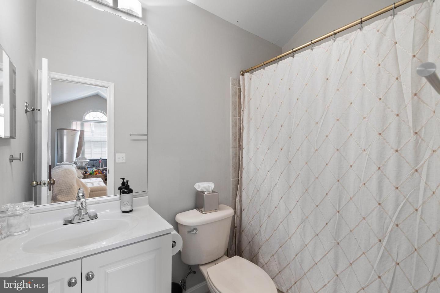 257 MEDLOCK LN, ALEXANDRIA, Virginia 22304, 4 Bedrooms Bedrooms, ,3 BathroomsBathrooms,Residential,For sale,257 MEDLOCK LN,VAAX2044326 MLS # VAAX2044326