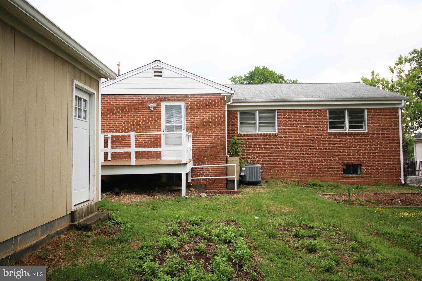 5932 1ST ST N, ARLINGTON, Virginia 22203, 3 Bedrooms Bedrooms, ,2 BathroomsBathrooms,Residential,For sale,5932 1ST ST N,VAAR2056258 MLS # VAAR2056258