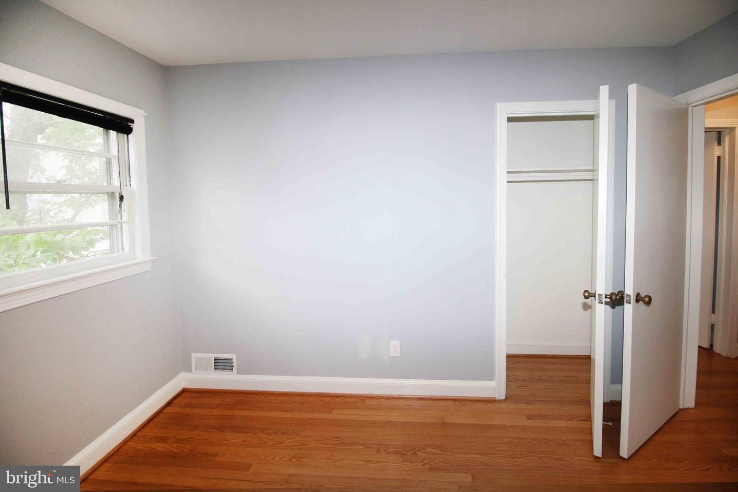 5932 1ST ST N, ARLINGTON, Virginia 22203, 3 Bedrooms Bedrooms, ,2 BathroomsBathrooms,Residential,For sale,5932 1ST ST N,VAAR2056258 MLS # VAAR2056258