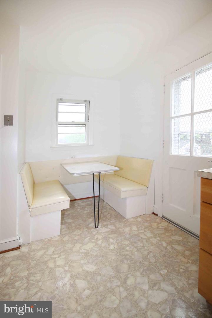 5932 1ST ST N, ARLINGTON, Virginia 22203, 3 Bedrooms Bedrooms, ,2 BathroomsBathrooms,Residential,For sale,5932 1ST ST N,VAAR2056258 MLS # VAAR2056258