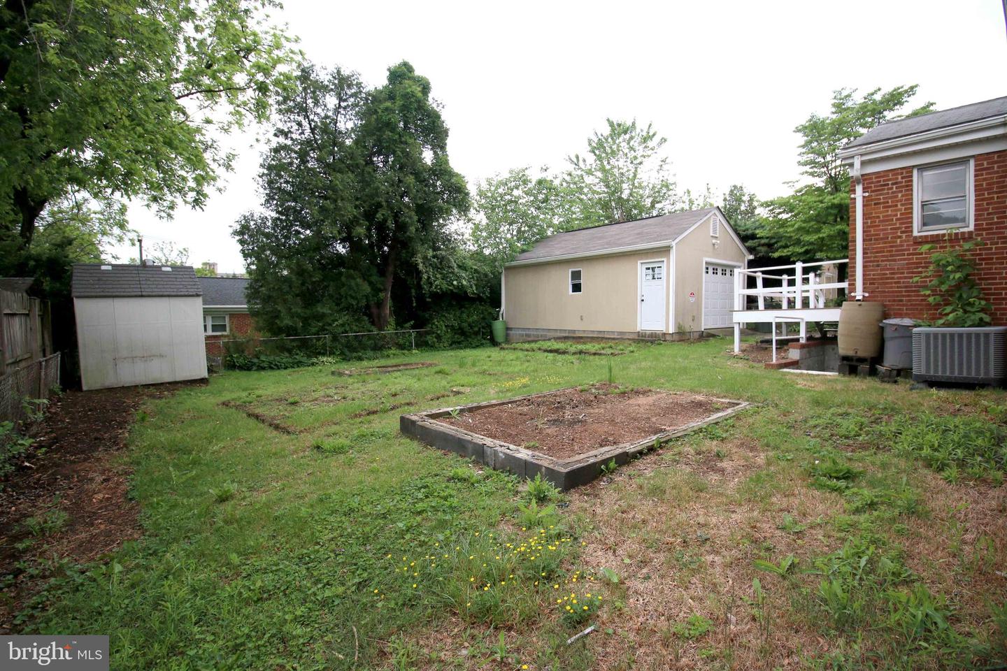 5932 1ST ST N, ARLINGTON, Virginia 22203, 3 Bedrooms Bedrooms, ,2 BathroomsBathrooms,Residential,For sale,5932 1ST ST N,VAAR2056258 MLS # VAAR2056258