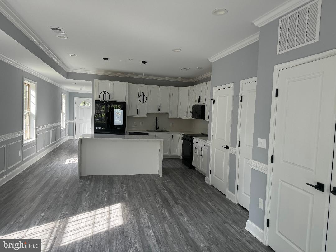 4623 QUARLES ST NE, WASHINGTON, District Of Columbia 20019, 6 Bedrooms Bedrooms, ,6 BathroomsBathrooms,Residential,For sale,4623 QUARLES ST NE,DCDC2196438 MLS # DCDC2196438