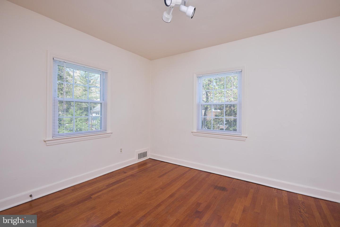 3501 ALTON PL NW, WASHINGTON, District Of Columbia 20008, 3 Bedrooms Bedrooms, ,2 BathroomsBathrooms,Residential,For sale,3501 ALTON PL NW,DCDC2196328 MLS # DCDC2196328