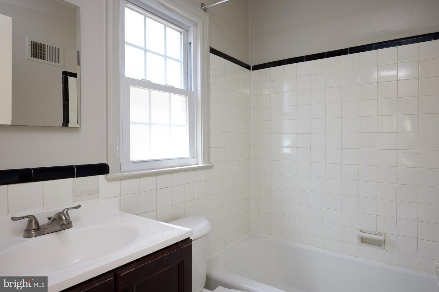 3501 ALTON PL NW, WASHINGTON, District Of Columbia 20008, 3 Bedrooms Bedrooms, ,2 BathroomsBathrooms,Residential,For sale,3501 ALTON PL NW,DCDC2196328 MLS # DCDC2196328