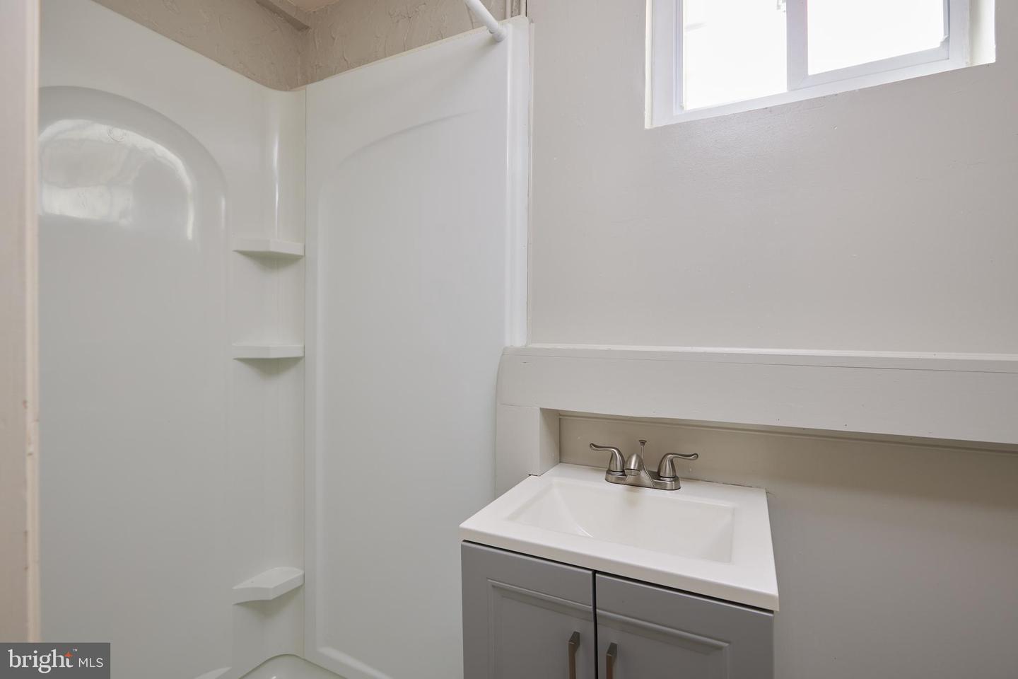 3501 ALTON PL NW, WASHINGTON, District Of Columbia 20008, 3 Bedrooms Bedrooms, ,2 BathroomsBathrooms,Residential,For sale,3501 ALTON PL NW,DCDC2196328 MLS # DCDC2196328