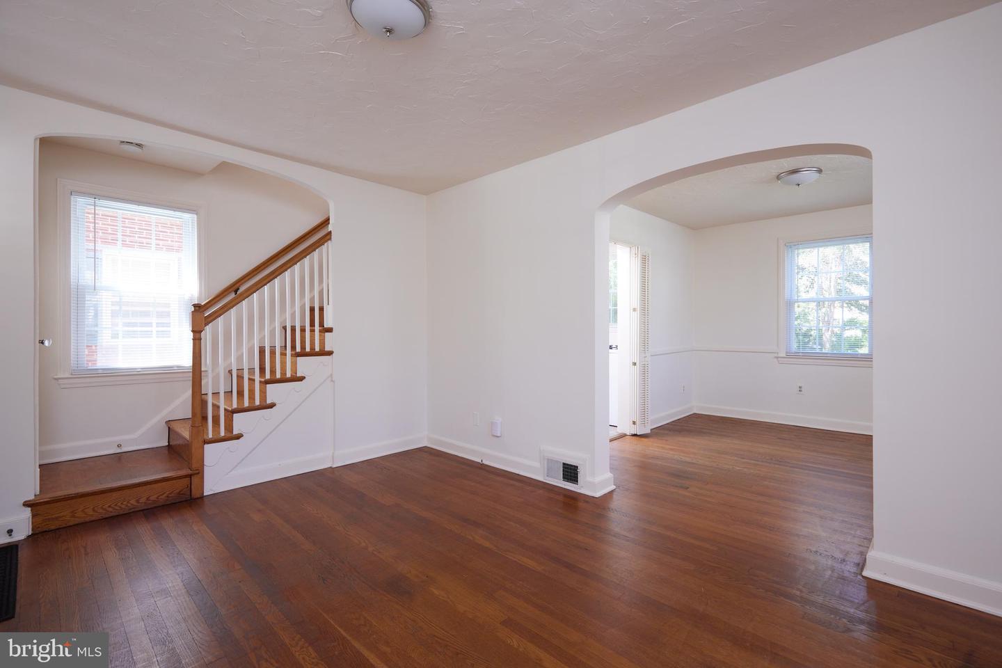 3501 ALTON PL NW, WASHINGTON, District Of Columbia 20008, 3 Bedrooms Bedrooms, ,2 BathroomsBathrooms,Residential,For sale,3501 ALTON PL NW,DCDC2196328 MLS # DCDC2196328
