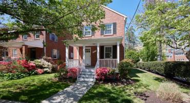 3501 ALTON PL NW, WASHINGTON, District Of Columbia 20008, 3 Bedrooms Bedrooms, ,2 BathroomsBathrooms,Residential,For sale,3501 ALTON PL NW,DCDC2196328 MLS # DCDC2196328
