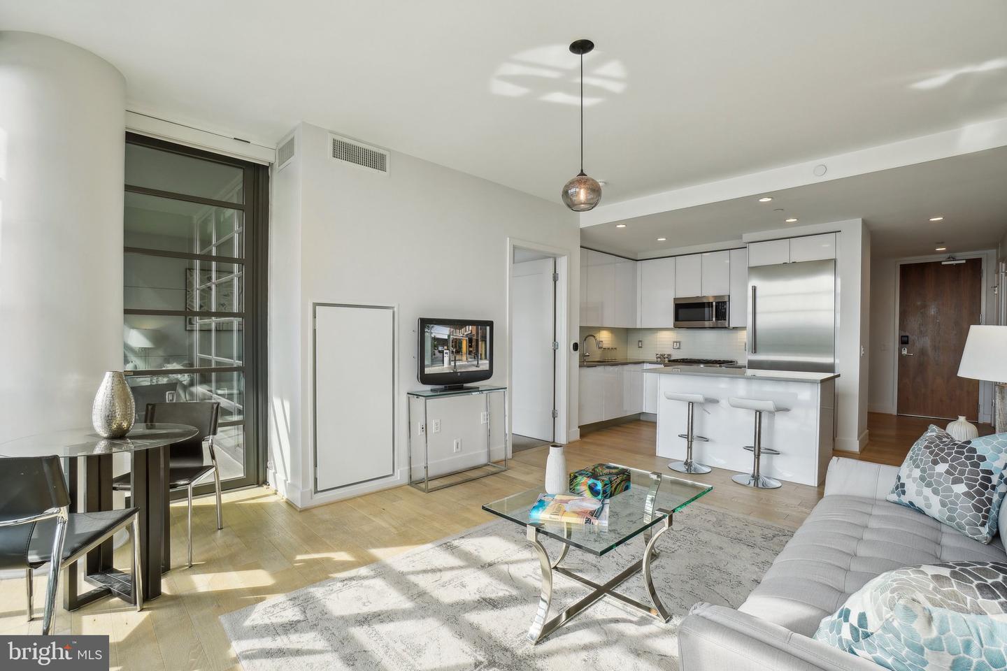 45 SUTTON SQ SW #602, WASHINGTON, District Of Columbia 20024, 1 Bedroom Bedrooms, ,1 BathroomBathrooms,Residential,For sale,45 SUTTON SQ SW #602,DCDC2196408 MLS # DCDC2196408