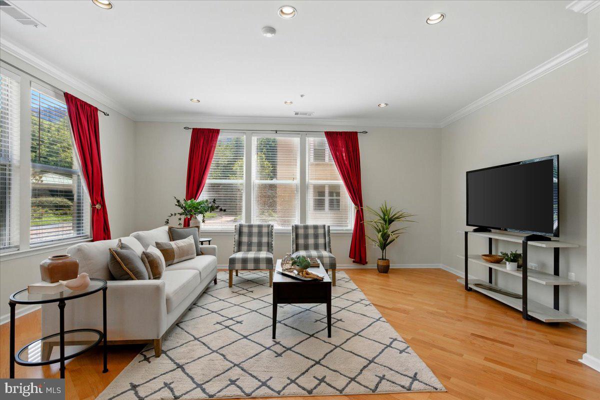 12000 MARKET ST #189, RESTON, Virginia 20190, 3 Bedrooms Bedrooms, ,2 BathroomsBathrooms,Residential,For sale,12000 MARKET ST #189,VAFX2235744 MLS # VAFX2235744