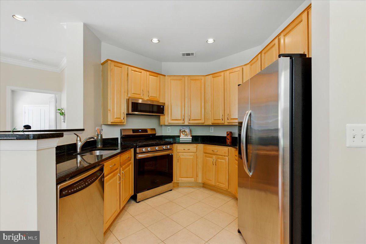 12000 MARKET ST #189, RESTON, Virginia 20190, 3 Bedrooms Bedrooms, ,2 BathroomsBathrooms,Residential,For sale,12000 MARKET ST #189,VAFX2235744 MLS # VAFX2235744