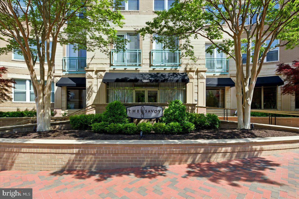 12000 MARKET ST #189, RESTON, Virginia 20190, 3 Bedrooms Bedrooms, ,2 BathroomsBathrooms,Residential,For sale,12000 MARKET ST #189,VAFX2235744 MLS # VAFX2235744