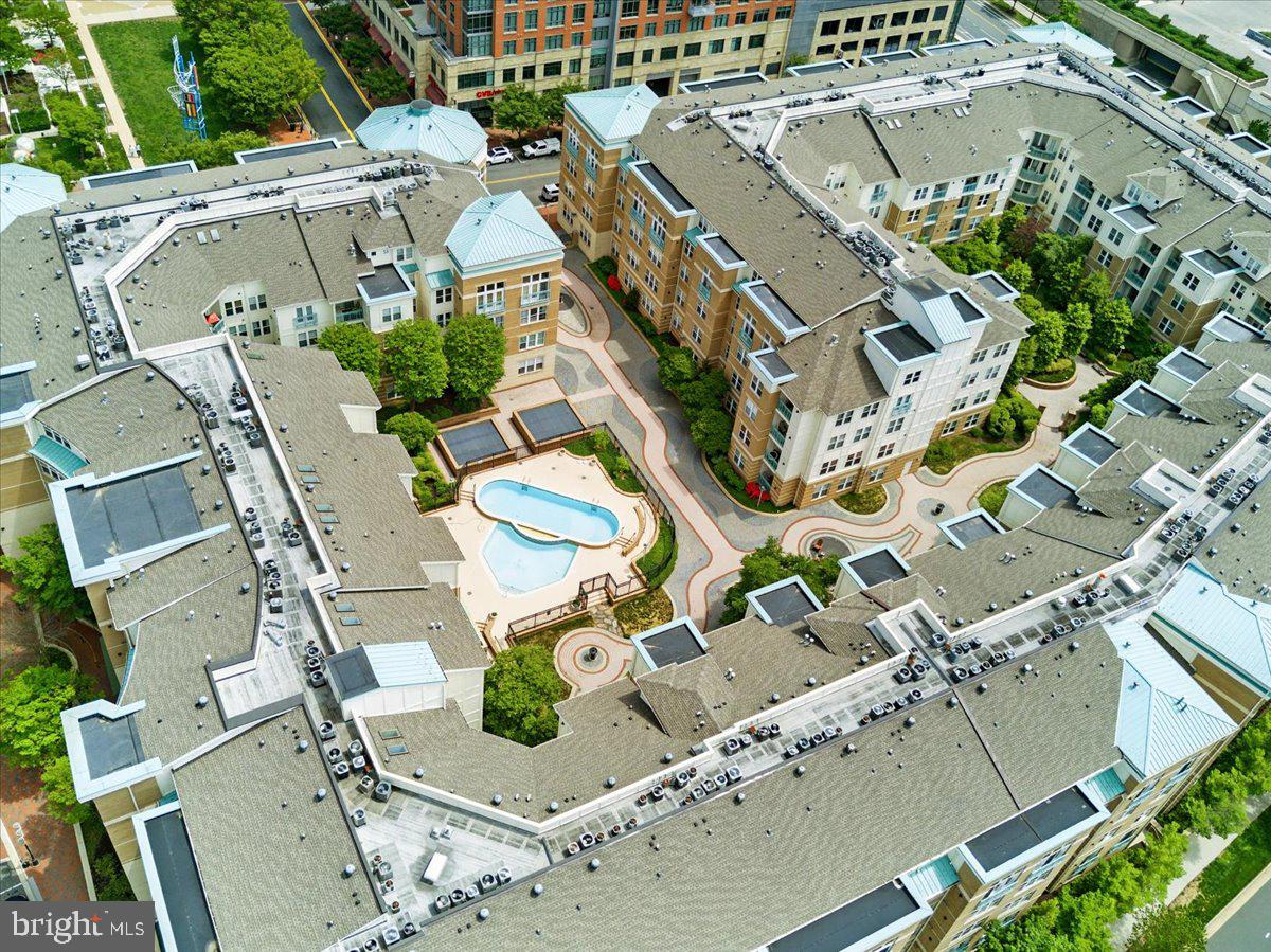 12000 MARKET ST #189, RESTON, Virginia 20190, 3 Bedrooms Bedrooms, ,2 BathroomsBathrooms,Residential,For sale,12000 MARKET ST #189,VAFX2235744 MLS # VAFX2235744