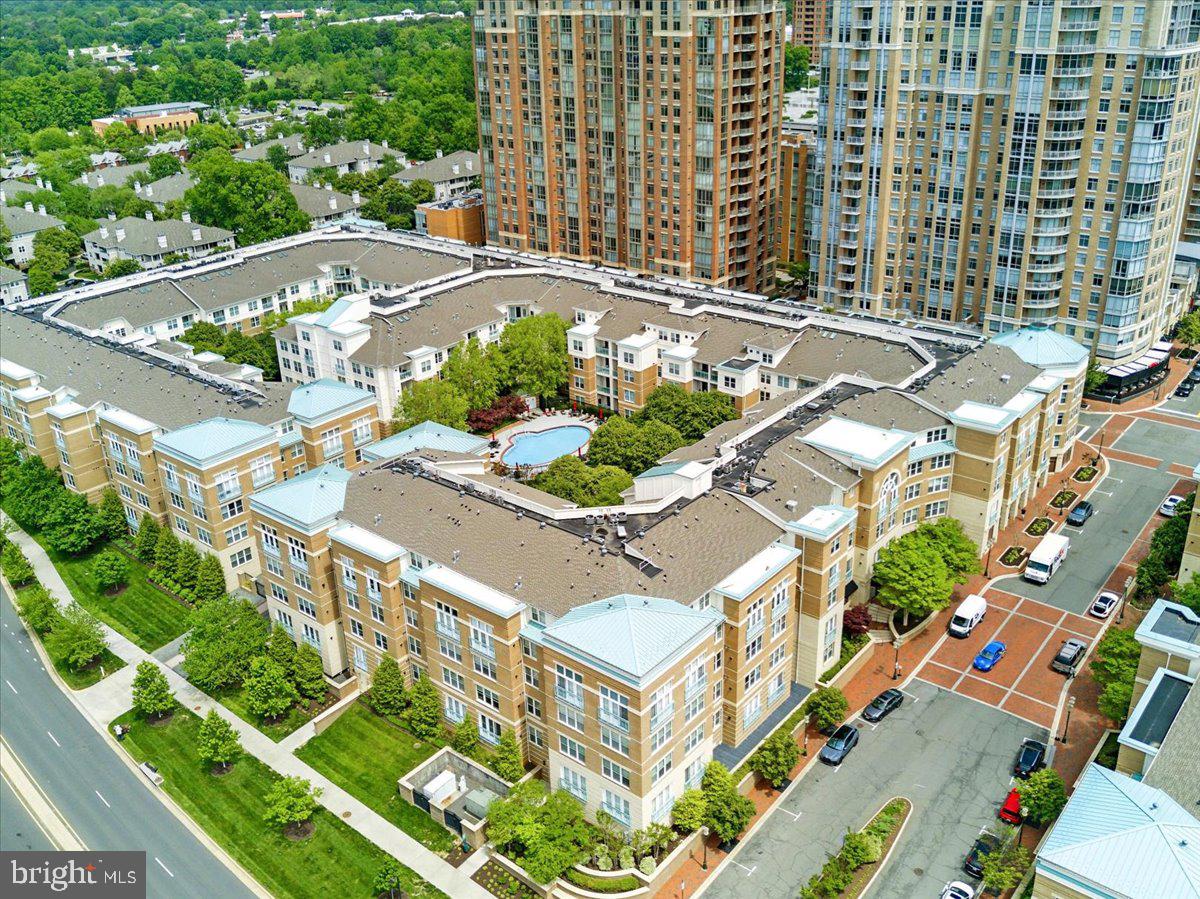 12000 MARKET ST #189, RESTON, Virginia 20190, 3 Bedrooms Bedrooms, ,2 BathroomsBathrooms,Residential,For sale,12000 MARKET ST #189,VAFX2235744 MLS # VAFX2235744