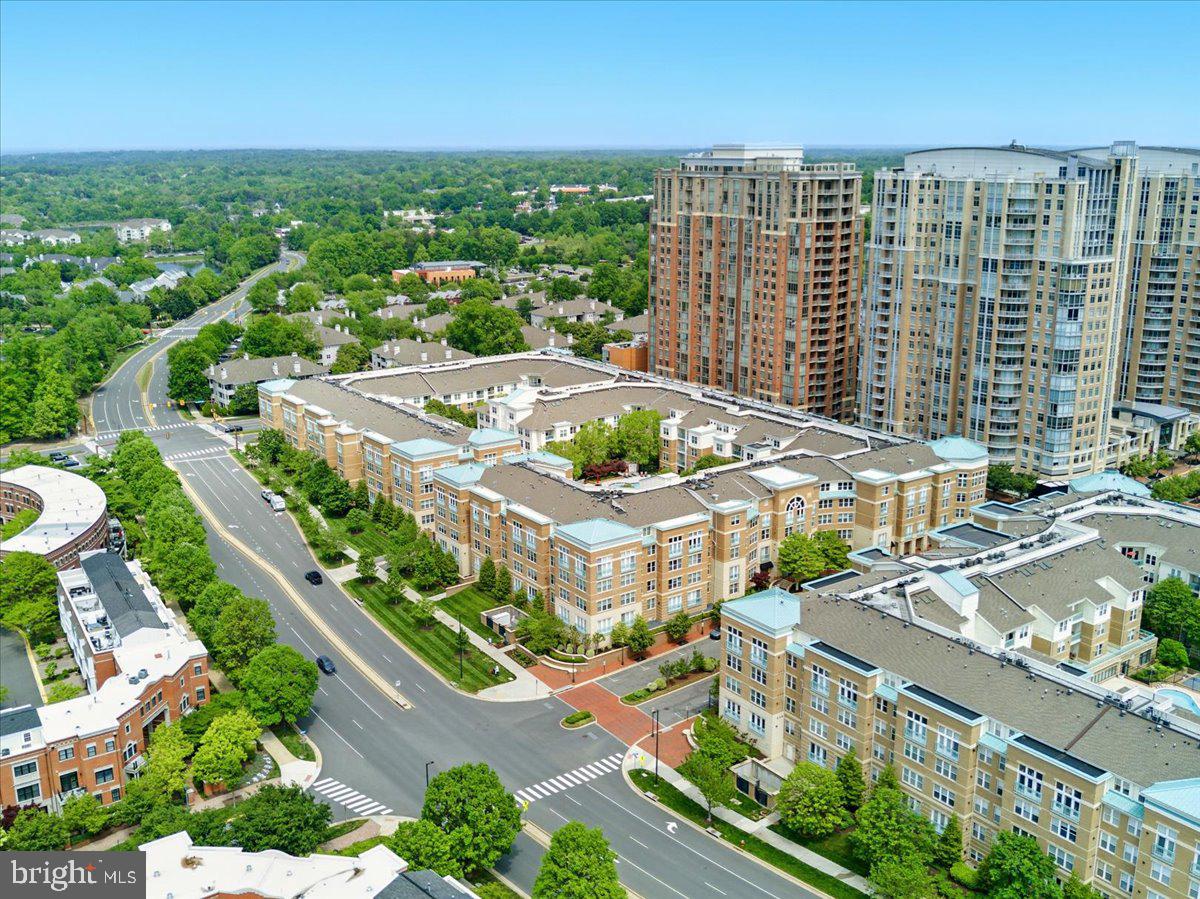 12000 MARKET ST #189, RESTON, Virginia 20190, 3 Bedrooms Bedrooms, ,2 BathroomsBathrooms,Residential,For sale,12000 MARKET ST #189,VAFX2235744 MLS # VAFX2235744