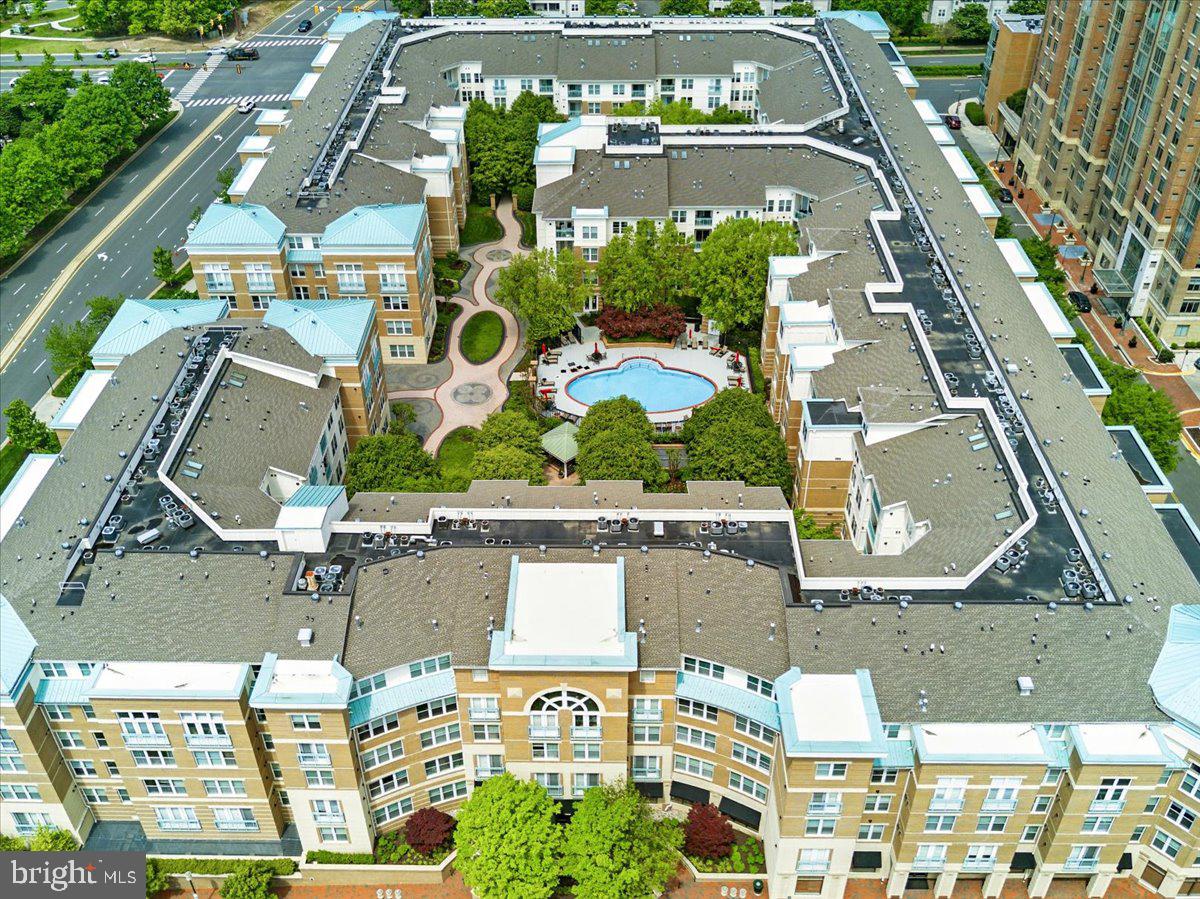 12000 MARKET ST #189, RESTON, Virginia 20190, 3 Bedrooms Bedrooms, ,2 BathroomsBathrooms,Residential,For sale,12000 MARKET ST #189,VAFX2235744 MLS # VAFX2235744