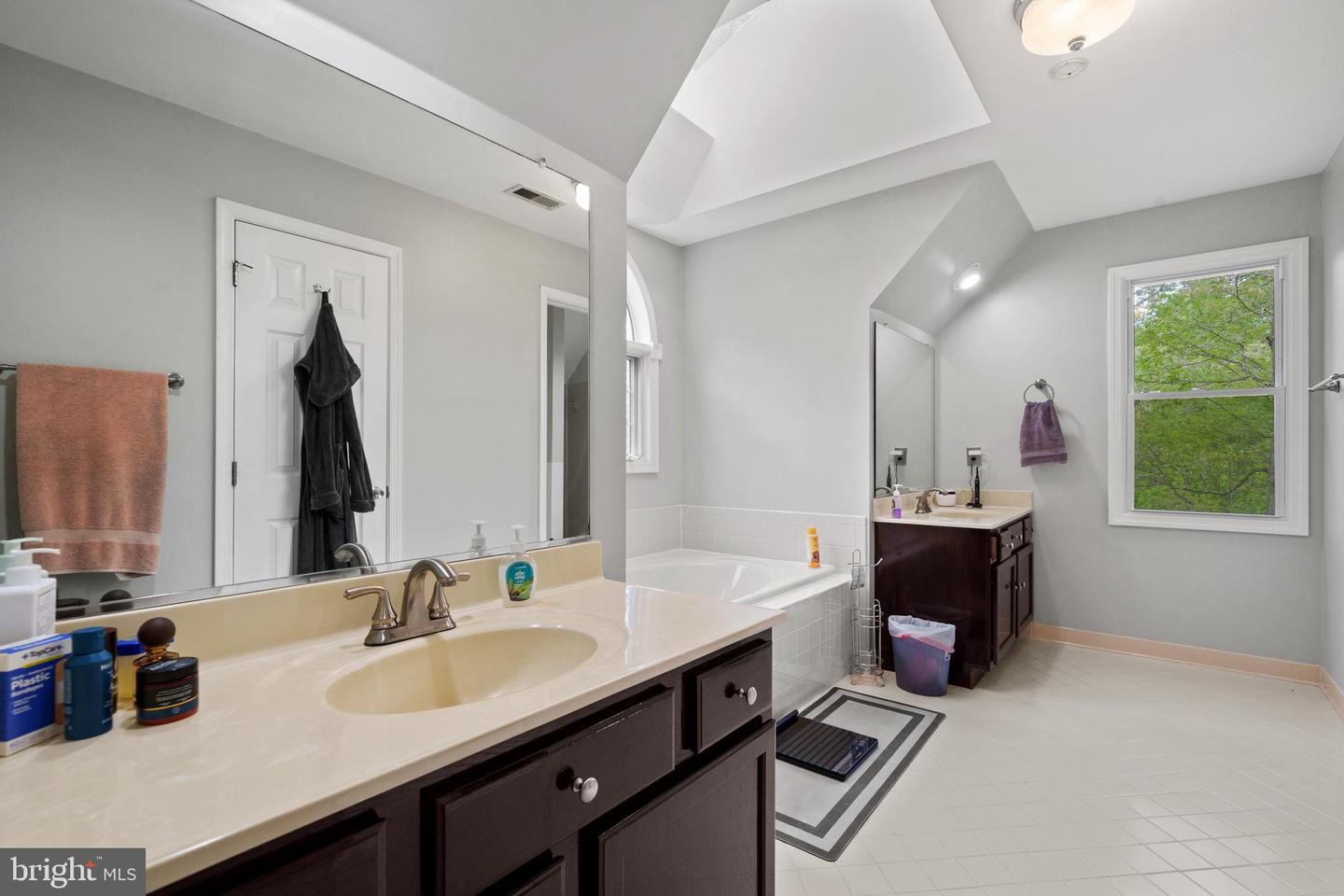 30 HULVEY DR, STAFFORD, Virginia 22556, 5 Bedrooms Bedrooms, ,3 BathroomsBathrooms,Residential,For sale,30 HULVEY DR,VAST2038062 MLS # VAST2038062