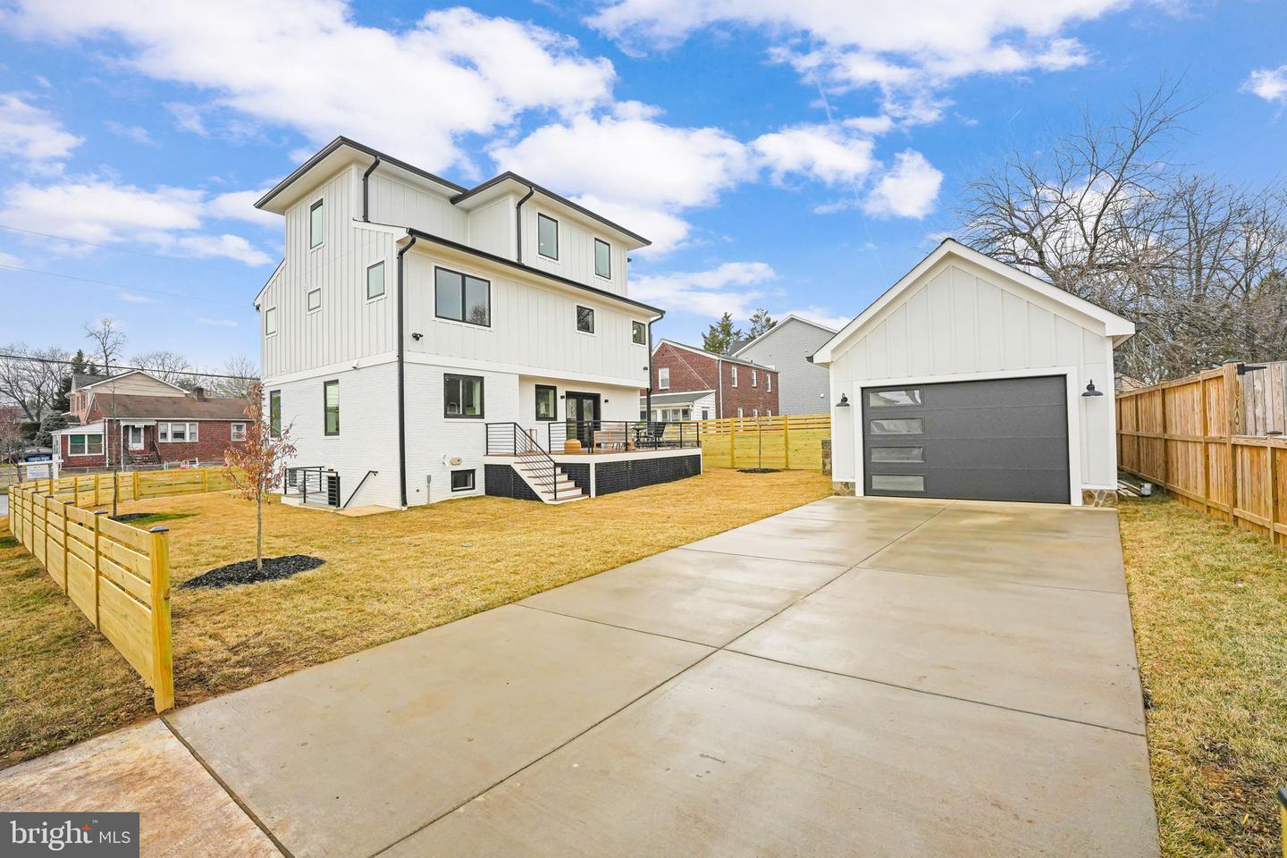 1731 S NELSON ST, ARLINGTON, Virginia 22204, 5 Bedrooms Bedrooms, ,5 BathroomsBathrooms,Residential,For sale,1731 S NELSON ST,VAAR2056464 MLS # VAAR2056464