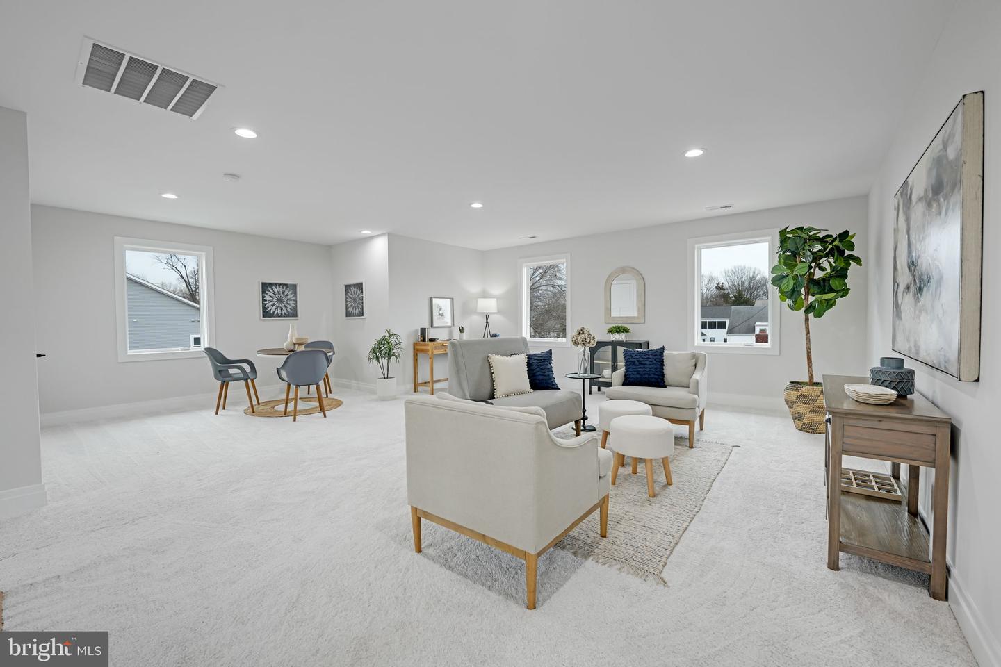1731 S NELSON ST, ARLINGTON, Virginia 22204, 5 Bedrooms Bedrooms, ,5 BathroomsBathrooms,Residential,For sale,1731 S NELSON ST,VAAR2056464 MLS # VAAR2056464