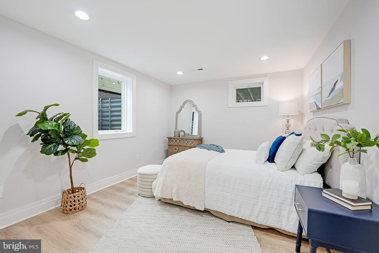 1731 S NELSON ST, ARLINGTON, Virginia 22204, 5 Bedrooms Bedrooms, ,5 BathroomsBathrooms,Residential,For sale,1731 S NELSON ST,VAAR2056464 MLS # VAAR2056464