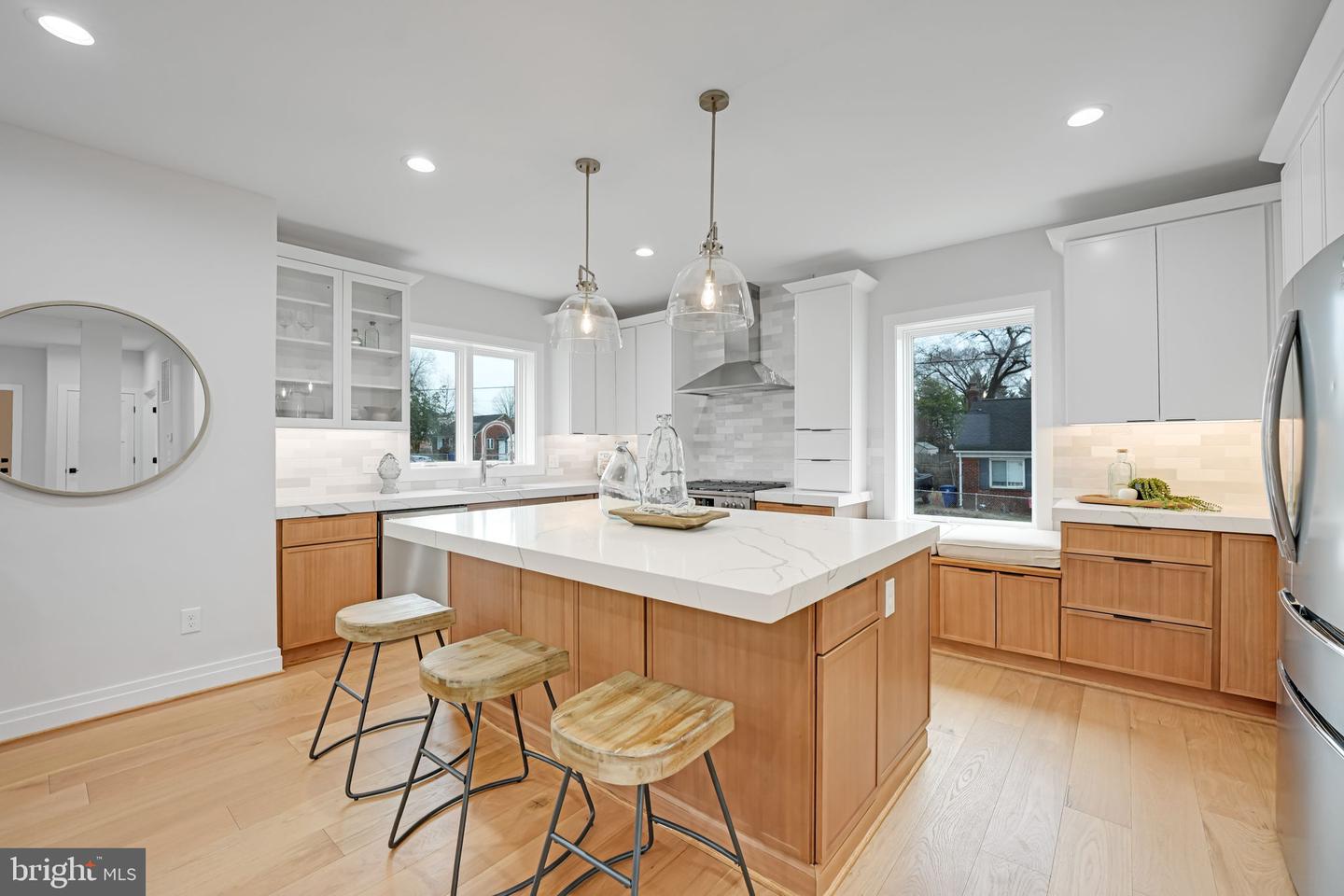 1731 S NELSON ST, ARLINGTON, Virginia 22204, 5 Bedrooms Bedrooms, ,5 BathroomsBathrooms,Residential,For sale,1731 S NELSON ST,VAAR2056464 MLS # VAAR2056464