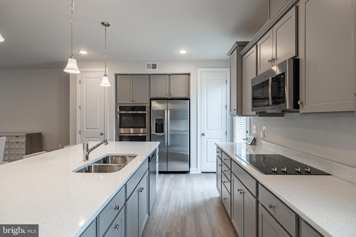 7207 MOUNTAINEER DR, ALEXANDRIA, Virginia 22306, 3 Bedrooms Bedrooms, ,2 BathroomsBathrooms,Residential,For sale,7207 MOUNTAINEER DR,VAFX2236028 MLS # VAFX2236028