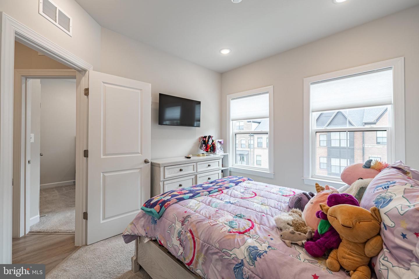 7207 MOUNTAINEER DR, ALEXANDRIA, Virginia 22306, 3 Bedrooms Bedrooms, ,2 BathroomsBathrooms,Residential,For sale,7207 MOUNTAINEER DR,VAFX2236028 MLS # VAFX2236028