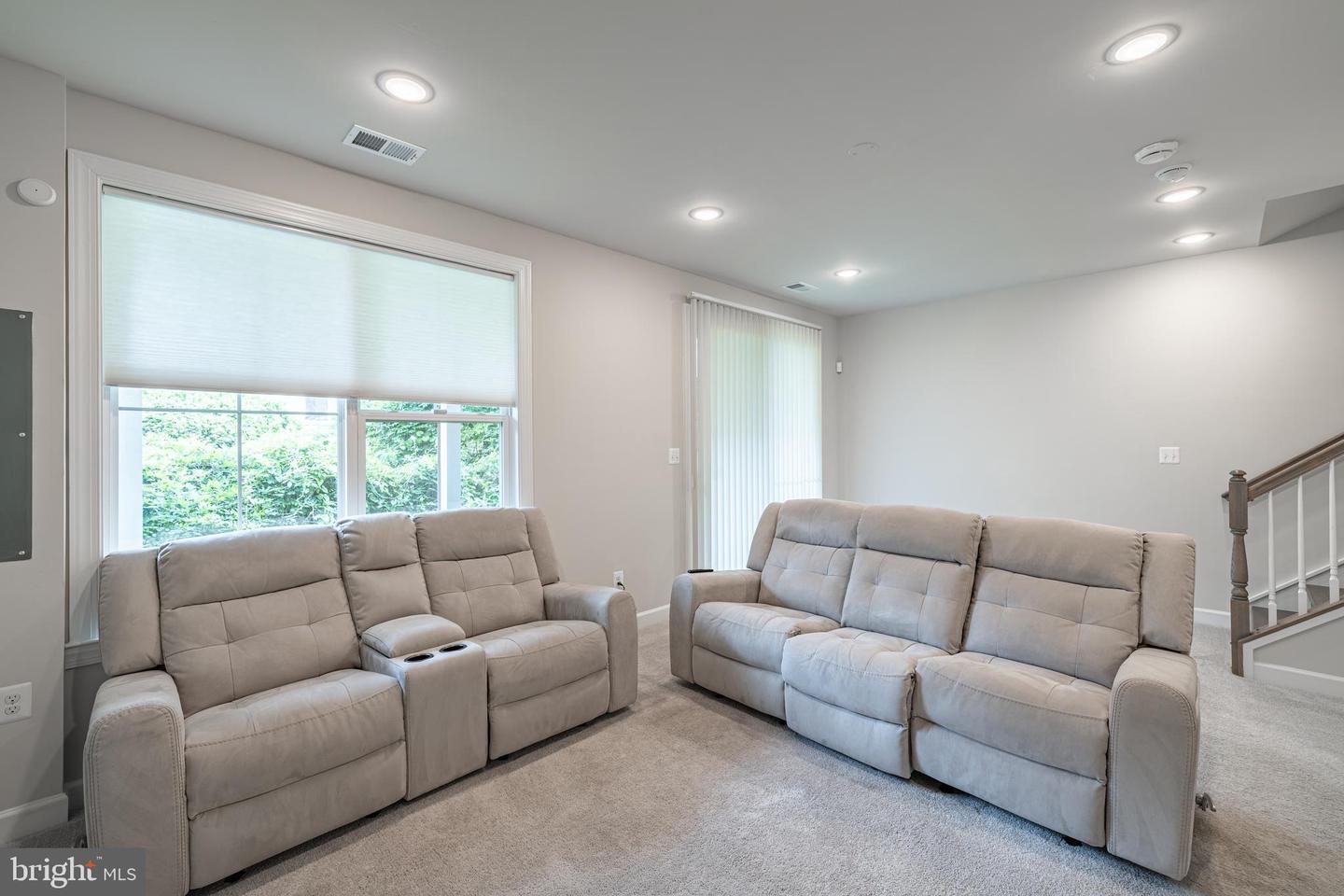 7207 MOUNTAINEER DR, ALEXANDRIA, Virginia 22306, 3 Bedrooms Bedrooms, ,2 BathroomsBathrooms,Residential,For sale,7207 MOUNTAINEER DR,VAFX2236028 MLS # VAFX2236028