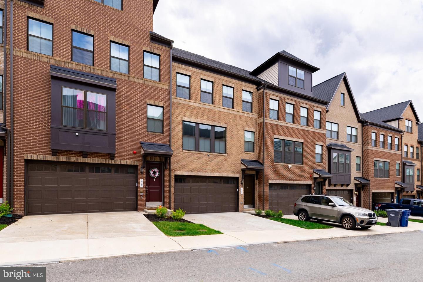 7207 MOUNTAINEER DR, ALEXANDRIA, Virginia 22306, 3 Bedrooms Bedrooms, ,2 BathroomsBathrooms,Residential,For sale,7207 MOUNTAINEER DR,VAFX2236028 MLS # VAFX2236028