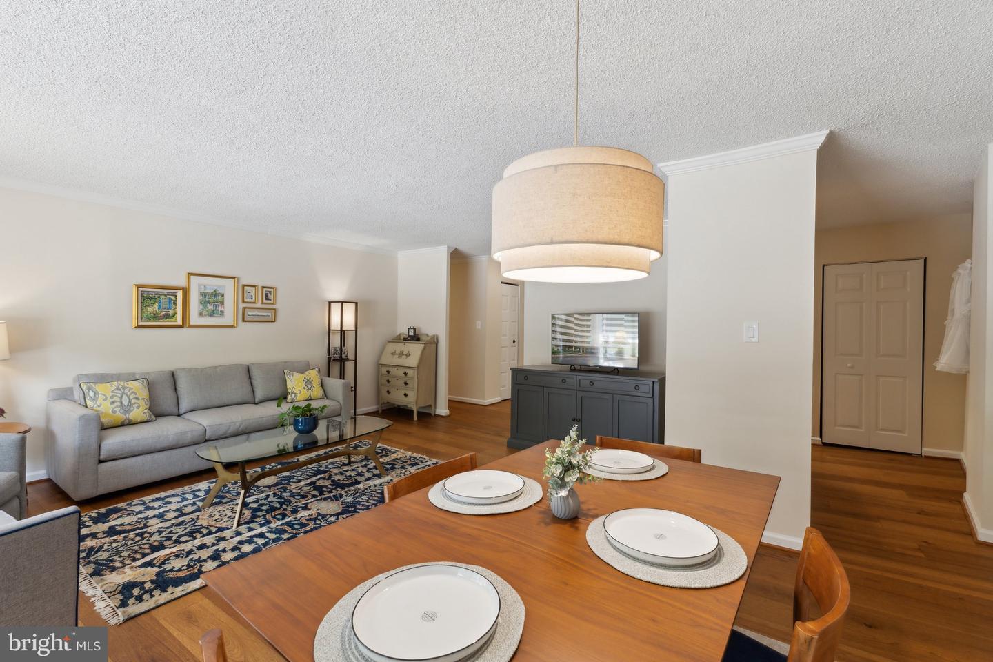 5300 COLUMBIA PIKE #T-12, ARLINGTON, Virginia 22204, 2 Bedrooms Bedrooms, ,2 BathroomsBathrooms,Residential,For sale,5300 COLUMBIA PIKE #T-12,VAAR2056418 MLS # VAAR2056418