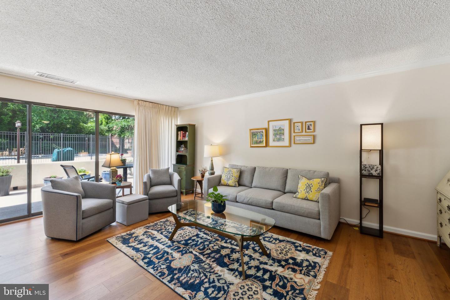 5300 COLUMBIA PIKE #T-12, ARLINGTON, Virginia 22204, 2 Bedrooms Bedrooms, ,2 BathroomsBathrooms,Residential,For sale,5300 COLUMBIA PIKE #T-12,VAAR2056418 MLS # VAAR2056418