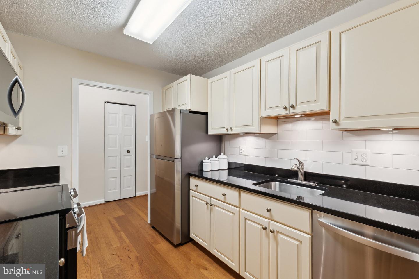 5300 COLUMBIA PIKE #T-12, ARLINGTON, Virginia 22204, 2 Bedrooms Bedrooms, ,2 BathroomsBathrooms,Residential,For sale,5300 COLUMBIA PIKE #T-12,VAAR2056418 MLS # VAAR2056418