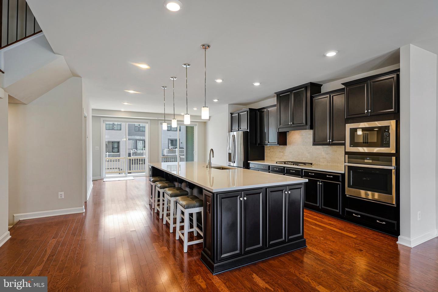 43425 GRANDMOORE ST, ASHBURN, Virginia 20148, 4 Bedrooms Bedrooms, 7 Rooms Rooms,3 BathroomsBathrooms,Residential,For sale,43425 GRANDMOORE ST,VALO2094634 MLS # VALO2094634
